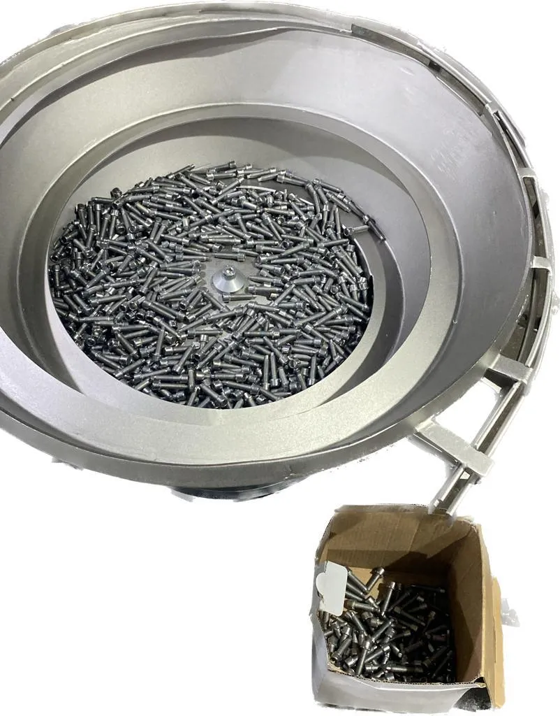 Metal vidaları sıralayan konik çanak tipi vibrasyon dizici